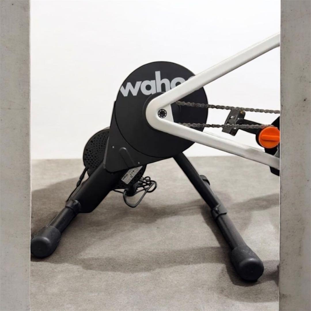 週末限定】Zwift Ride with KICKRCOREスマートバイク一式 - メルカリ