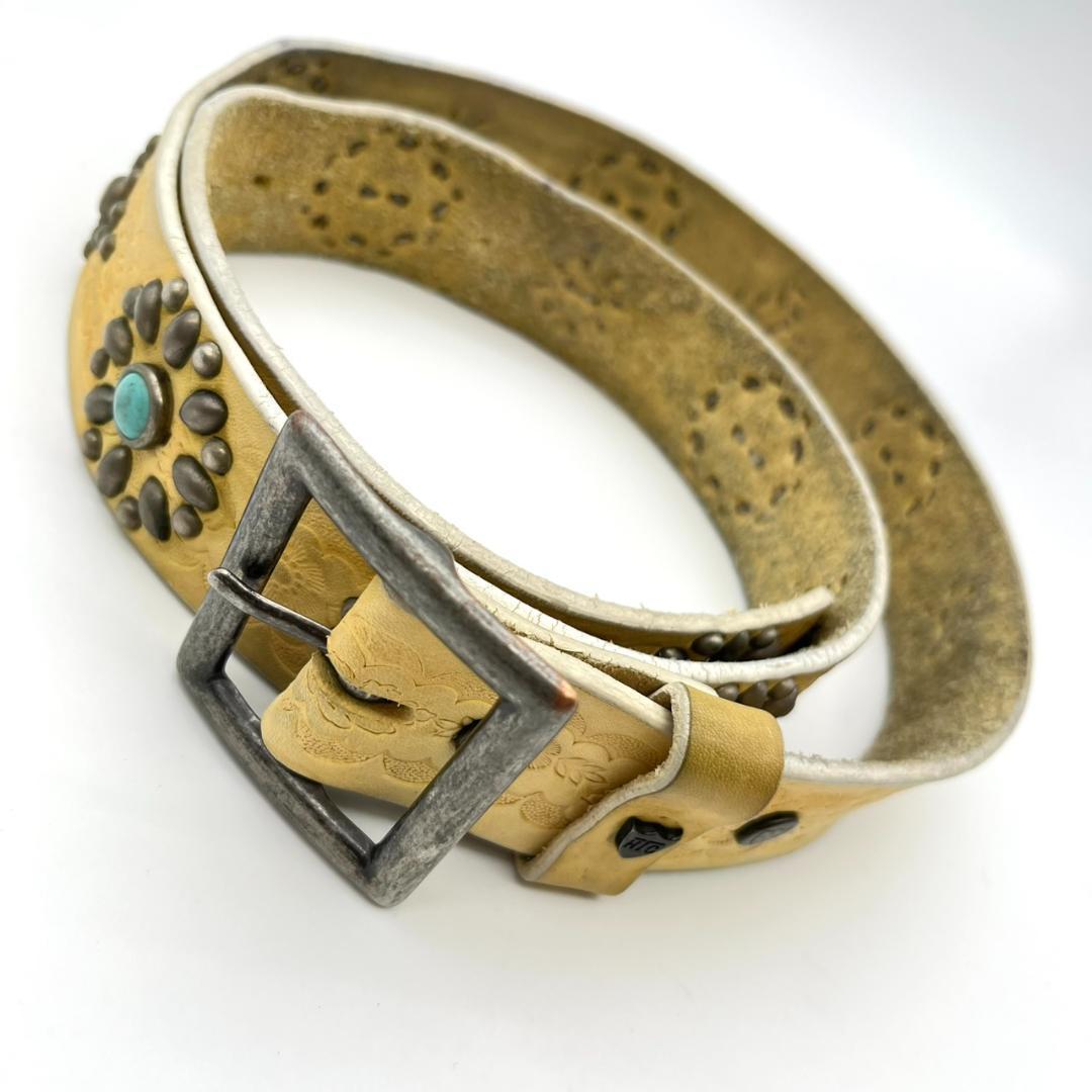 HTC エイチティーシ ベルト ビジュー スタッズ 装飾 レザー ロゴ金具 HTC エイチティーシ ベルト ビジュー スタッズ 装飾 レザー ロゴ金具