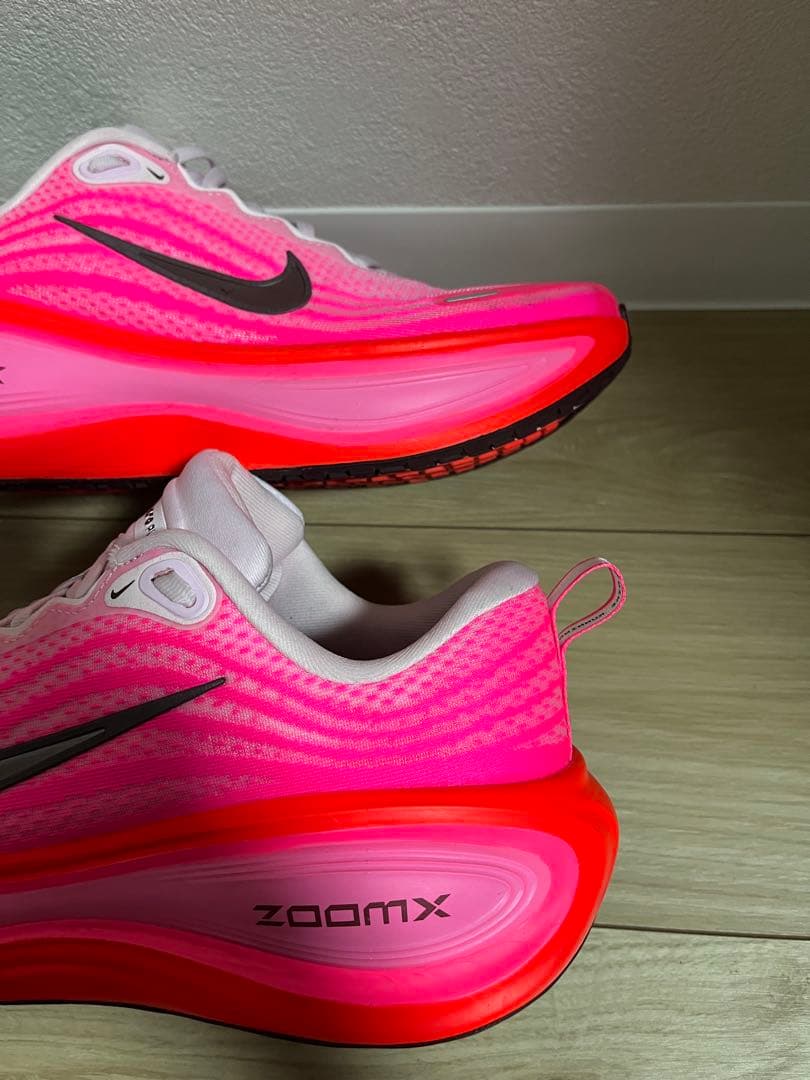 ナイキ ボメロ プラス NIKE VOMERO PLUS ピンク 27.5 - メルカリ