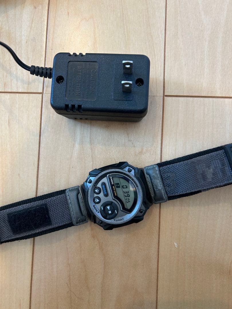 最終価格！動作品！CASIO WMP-1 充電器セット - メルカリ