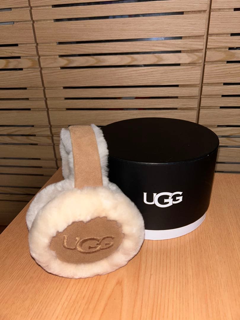 【美品】UGG シープスキン イヤーマフ uggシープスキンイヤーマフ