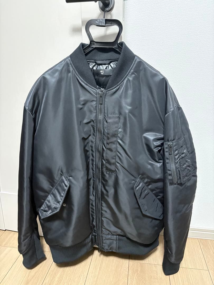 UNIQLO【＋J】 ハイブリッドダウンオーバーサイズMA-1 ブラック　XL ユニクロ公式 | ハイブリッドダウンオーバーサイズMA－1