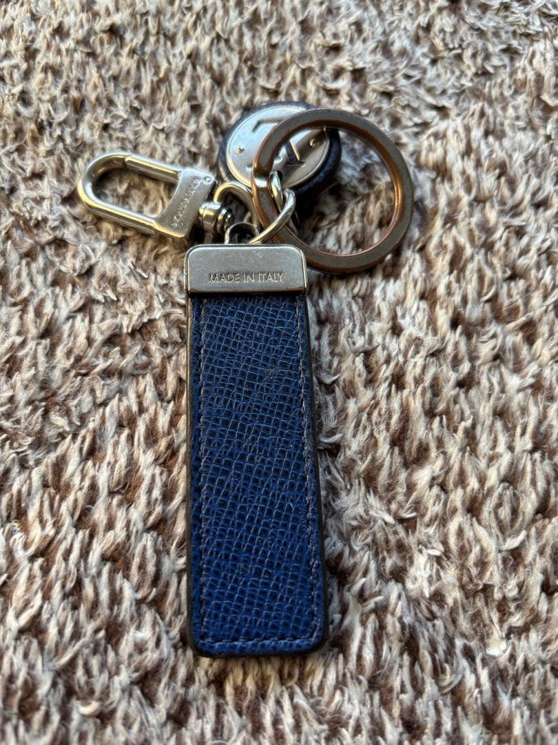 ルイヴィトン ポルトクレ・ネオ LV クラブ タイガ キーホルダー