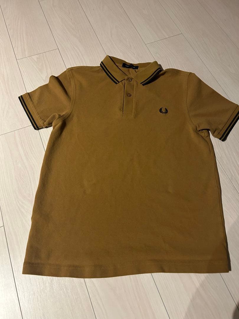 FRED PERRY ツインティップライン ワンポイントロゴ刺繍 ポロシャツ
