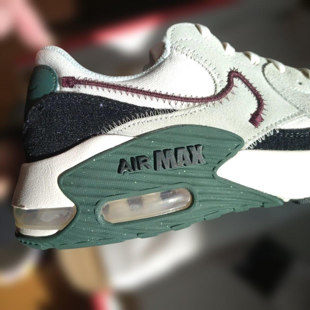 新品　Nike Air Max スニーカー グレー/グリーン 24.5①