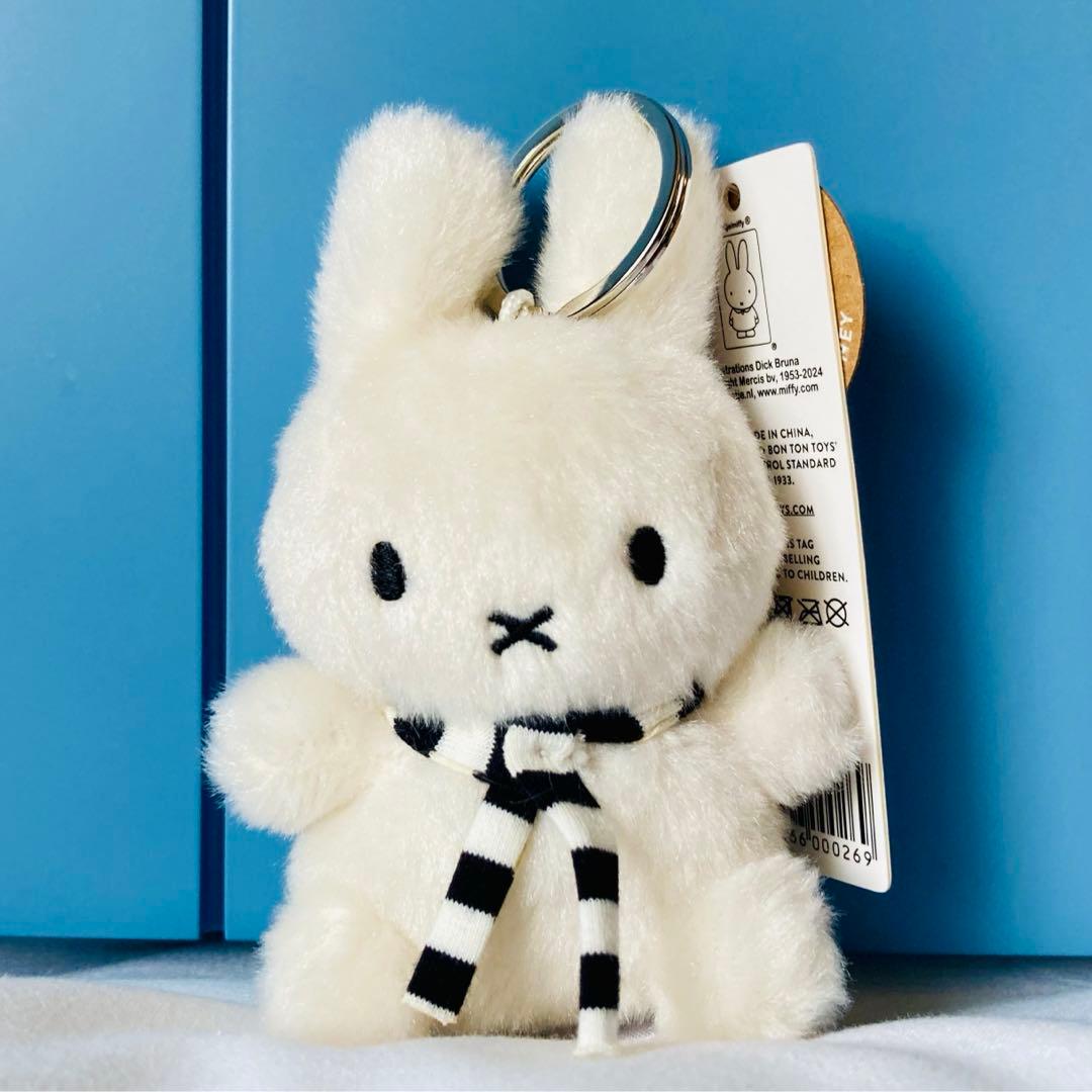 ミッフィーキーホルダーキーリングオランダふわふわマフラー オランダ