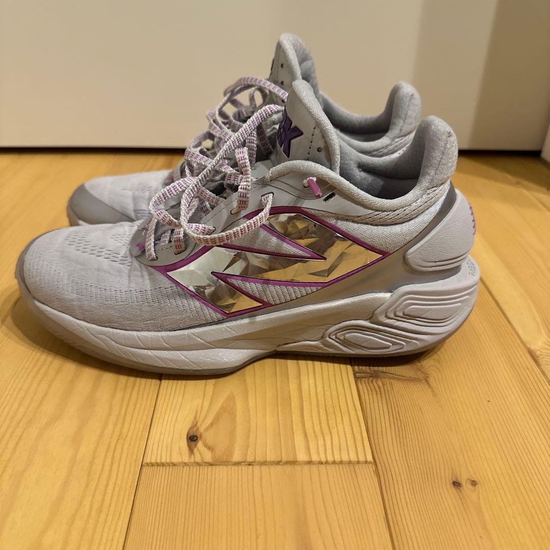 海外限定カラー　日本未発売two wxy v5 2K 25.5cm D