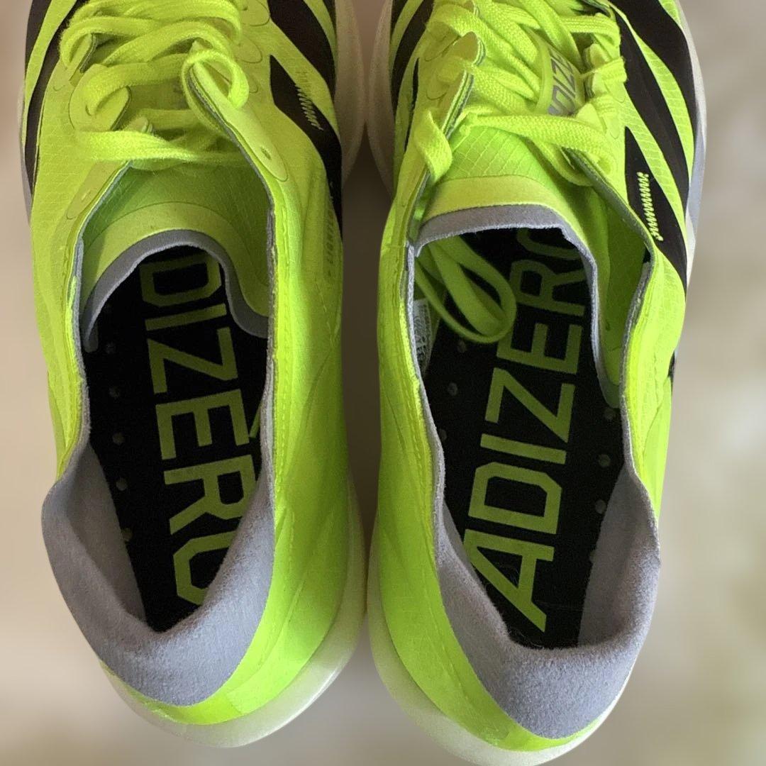 アディダス　アディゼロ タクミセン11 25.5cm