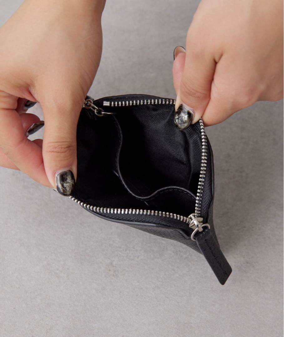 PEZ(ペッツ) ×ear】《牛革》カラビナ付きパス＆キーケース　新品未使用