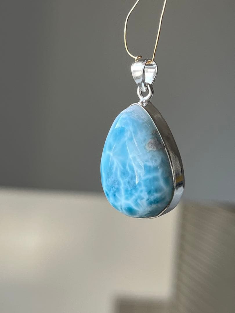 天然石ラリマー☆高品質！しずく型ペンダントトップワク付き☆ブルー