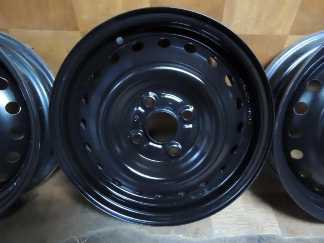 T776　14×4.5J　スチールホイール　4本　ハブ径 54mm　自家塗装