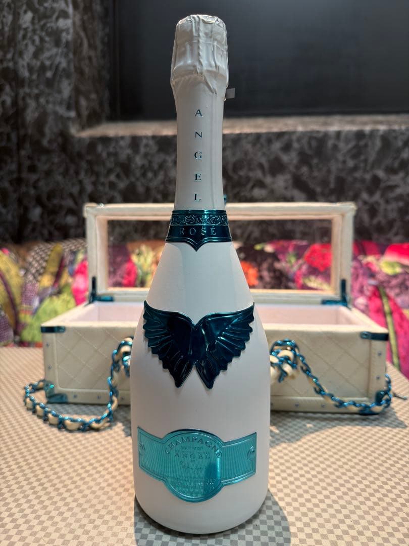 R*様 エンジェル シャンパン ドゥミセック ホワイト ロゼ Amazon.co.jp: エンジェルシャンパン ドゥミセック ロゼホワイト