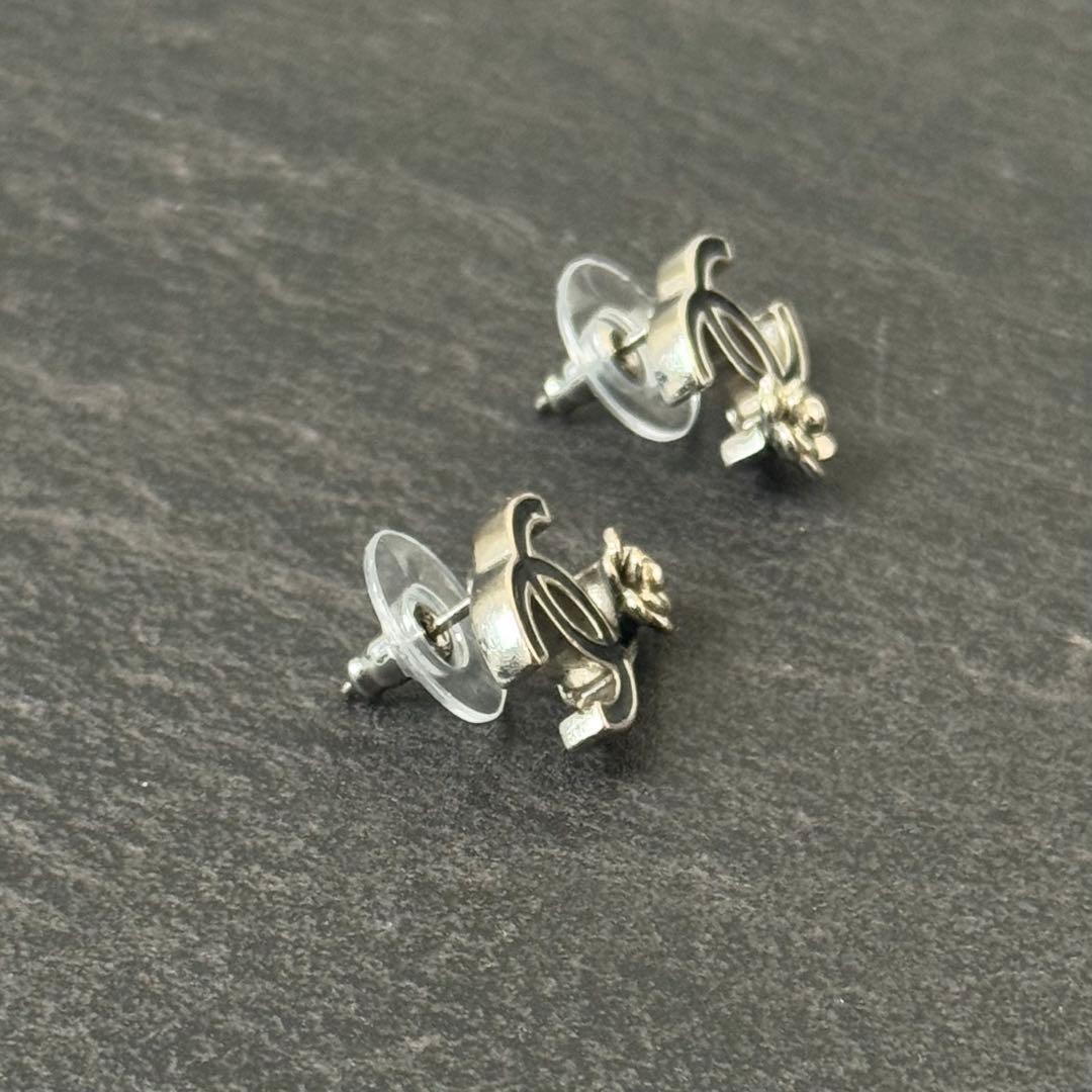 CHANEL シャネル ココ カメリア ピアス 07P - メルカリ
