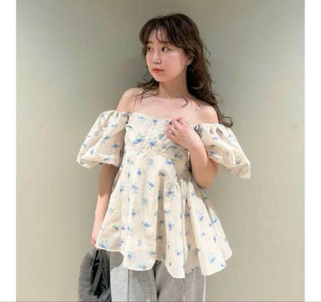 正規品】リリーブラウン♡3wayシアージャガードペプラムブラウス