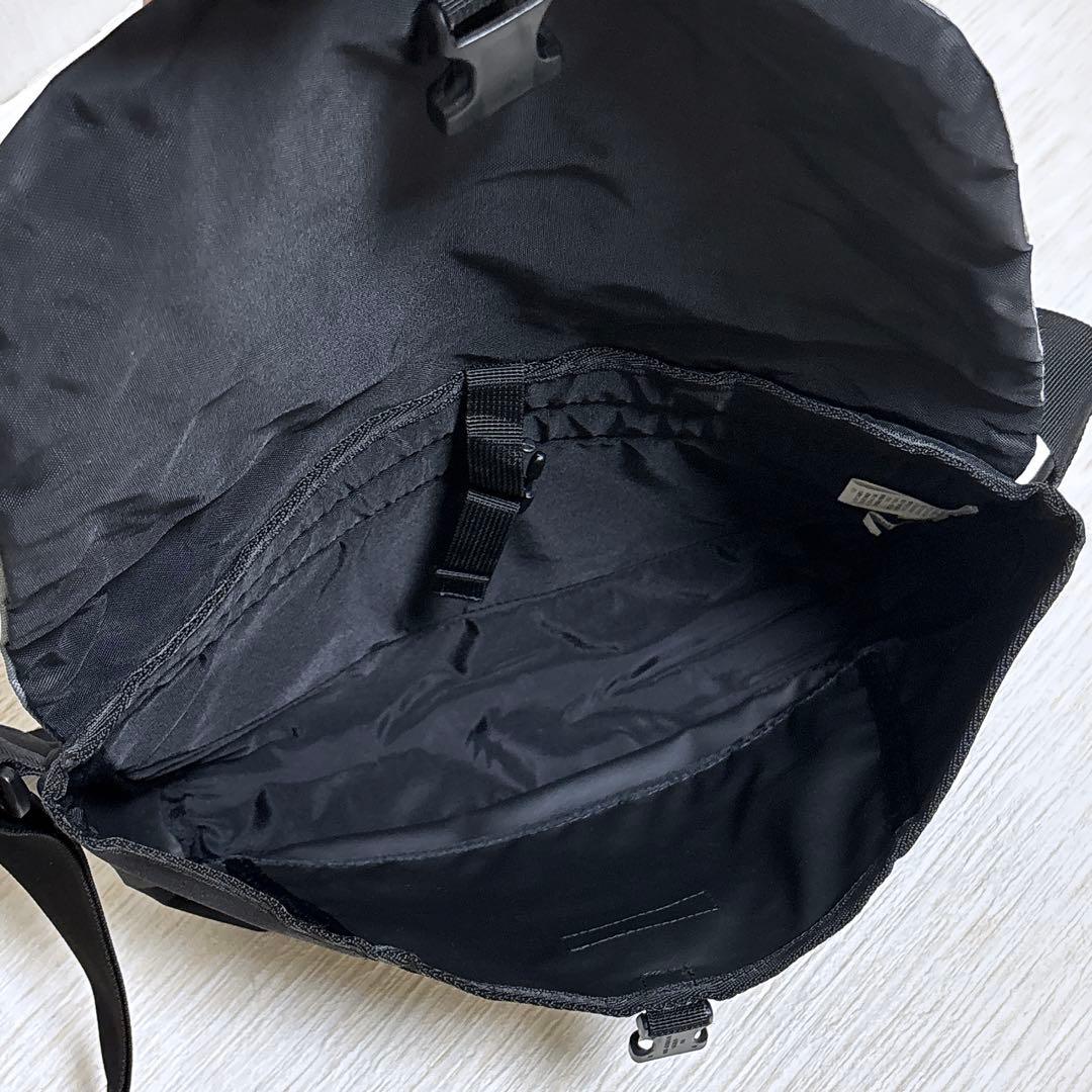 NIKE ナイキ ショルダーバッグ メッセンジャーバッグ 00s 黒 Y2K