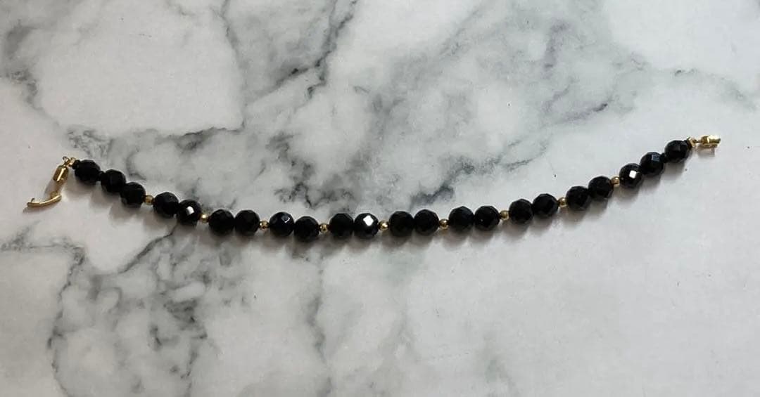 m*k様 K18 ファセットカット 黒ビーズ オニキス？ ブレスレット - メルカリ