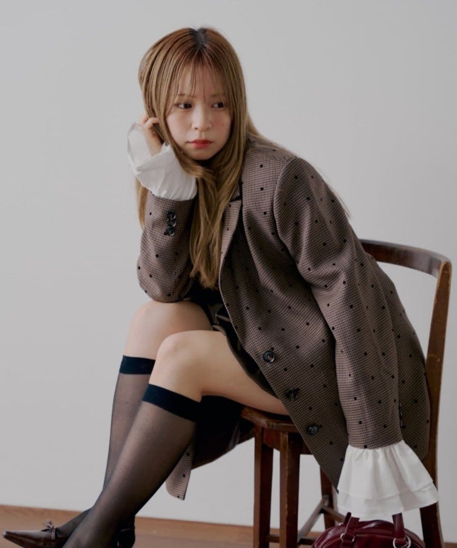 Chico チコ yuzuコラボ 袖フリルオーバージャケット ブラウン - メルカリ