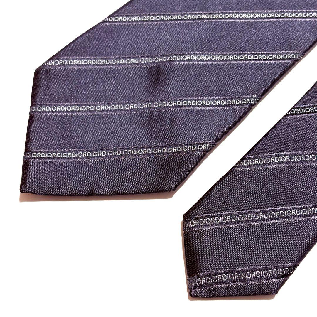 美品】ディオールオム ネクタイ ブラック ロゴ ストライプ Dior 総柄