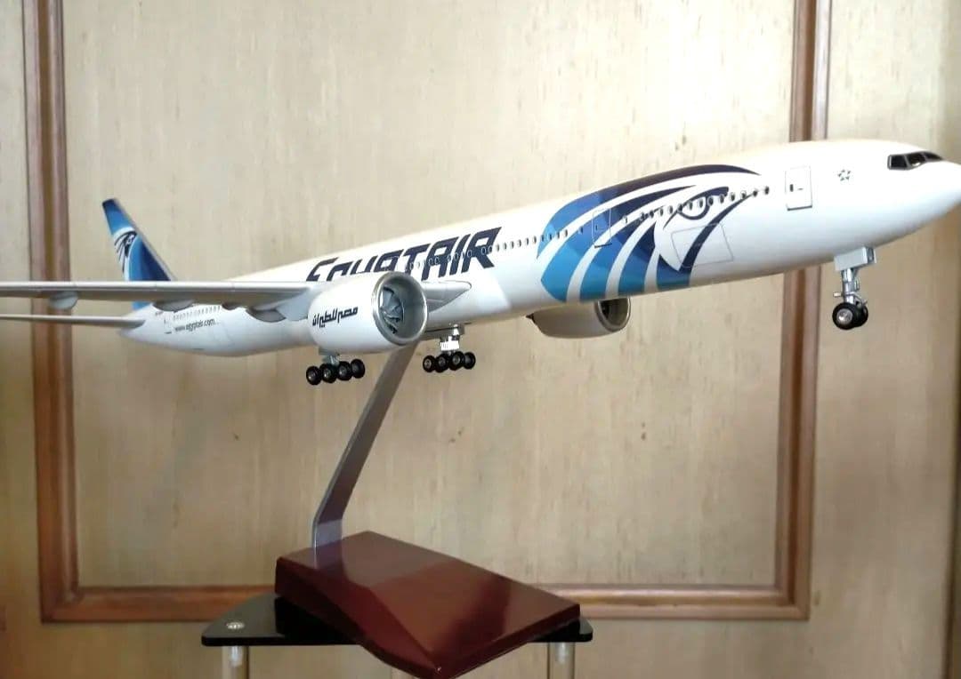 3/1 new!! エジプトAir／Boeing777 カイロ - メルカリ