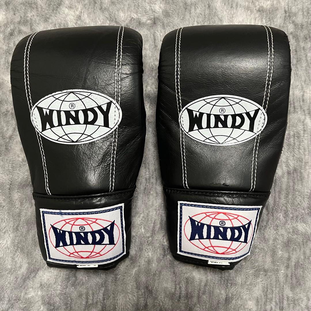 WINDY ボクシング・キックボクシング グローブ 黒 8オンス 本革製 M