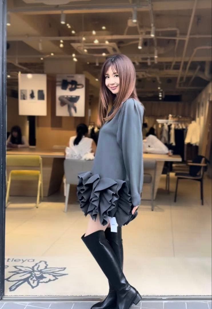 完売 美品 ハイアンド Ruffled-Hem Polo Dress hiand Ruffled-Hem Polo Dress - HIAND