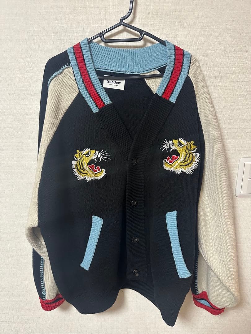 SeeSew 刺繍カーディガン 黒/白/青/赤 - メルカリ
