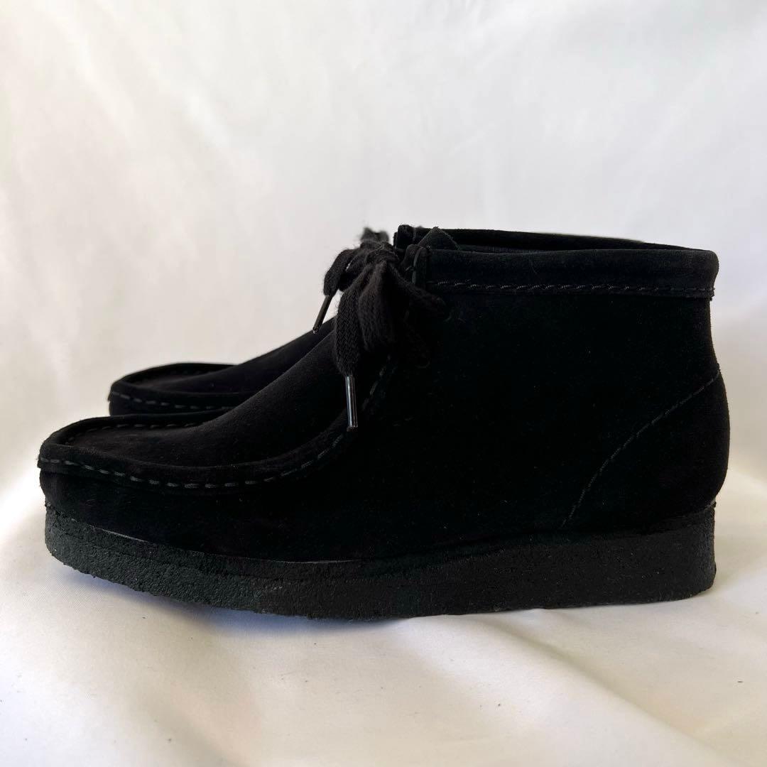 靴 Clarks \"WALLABEE\" BLK SUEDE
