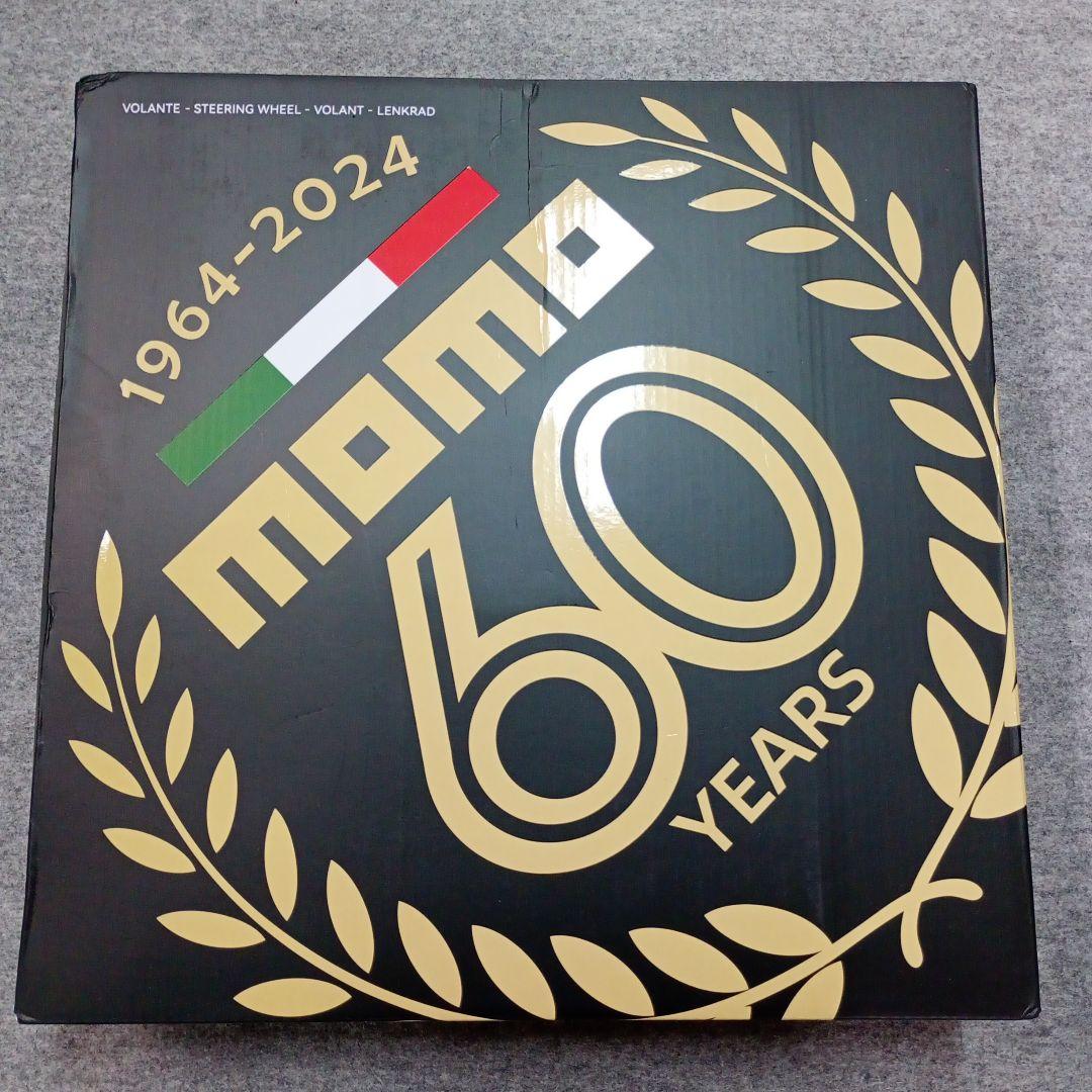momo 60周年記念 ステアリングホイール モデル07 アニバーサリー 60 （AM-01)