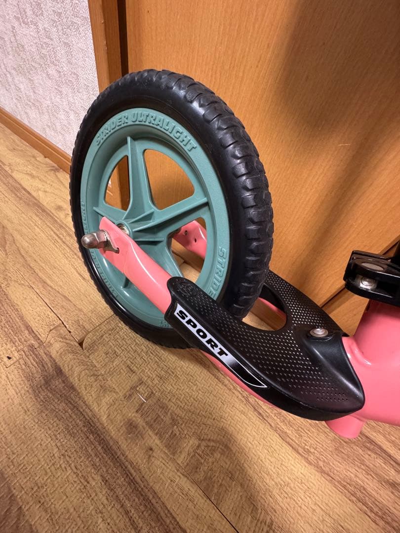 STRIDER バランスバイク ピンク あきぽん様専用