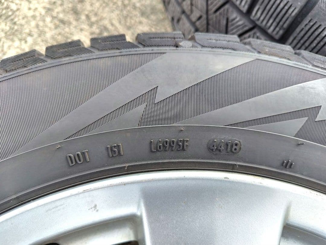 トヨタ 17インチ 純正ホイール＆スタッドレスタイヤセット　215/60/R17