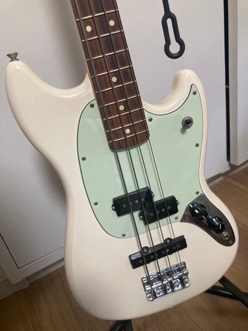 ムスタングベースfender メキシコ PJベースショートスケール