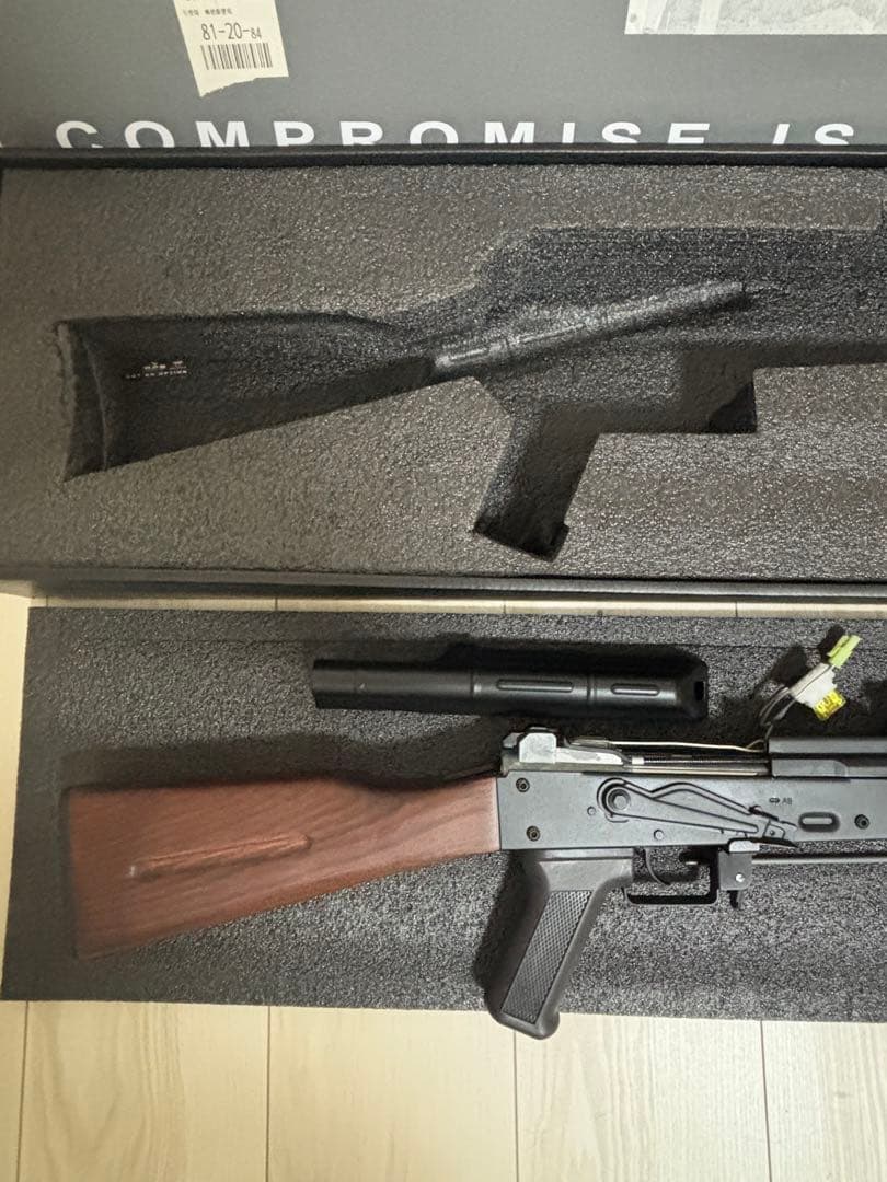 APS製 AK47 次世代電動ガン ブラック・ウッド 動作未確認 - メルカリ