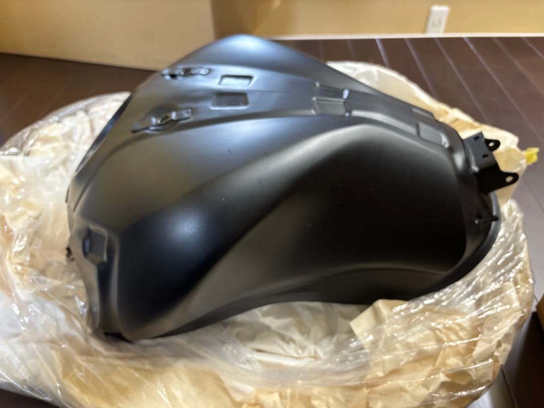 Z1000 カワサキ　ガソリンタンク　フューエルタンク　タンク カワサキ（Kawasaki） Z1000 純正 フューエル タンク : ファイブスター