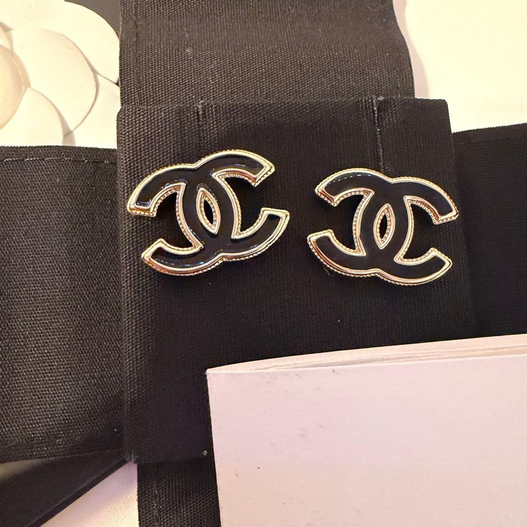 CHANEL ココマーク ピアス ブラック/ゴールド　25C CHANEL ココマーク ピアス ゴールド ブラック GP | MixTHINKS