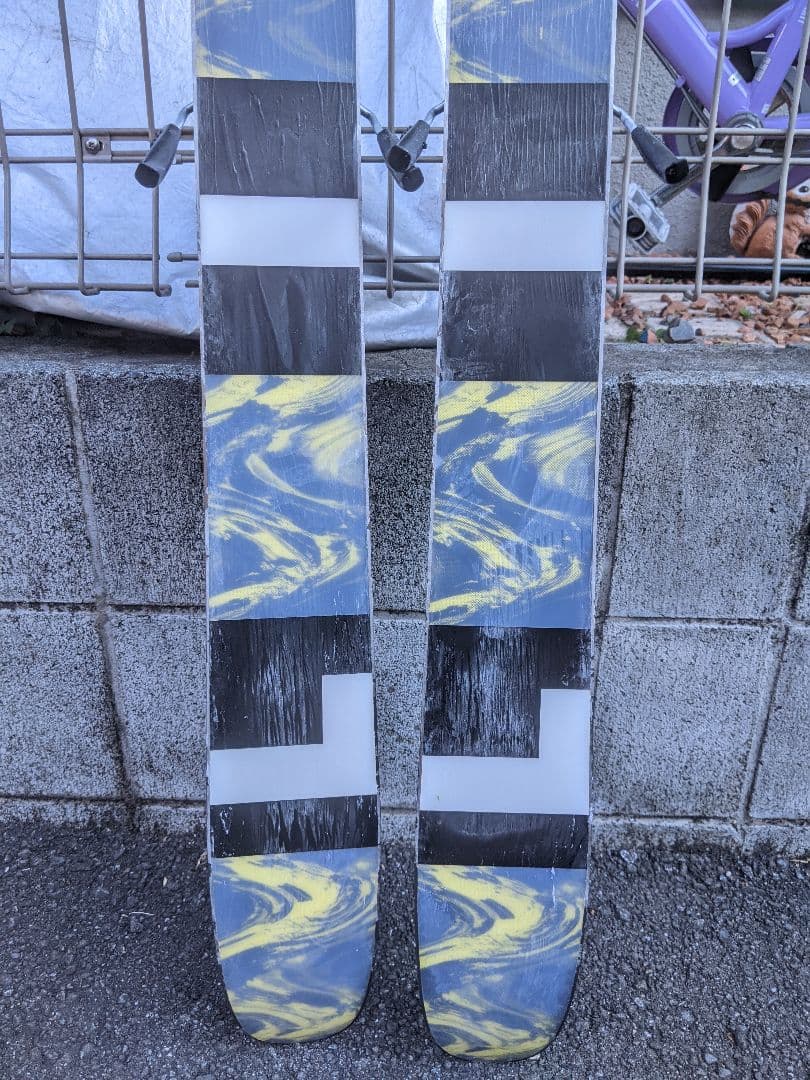 今だけ価格！】LINE Tigersnake - メルカリ