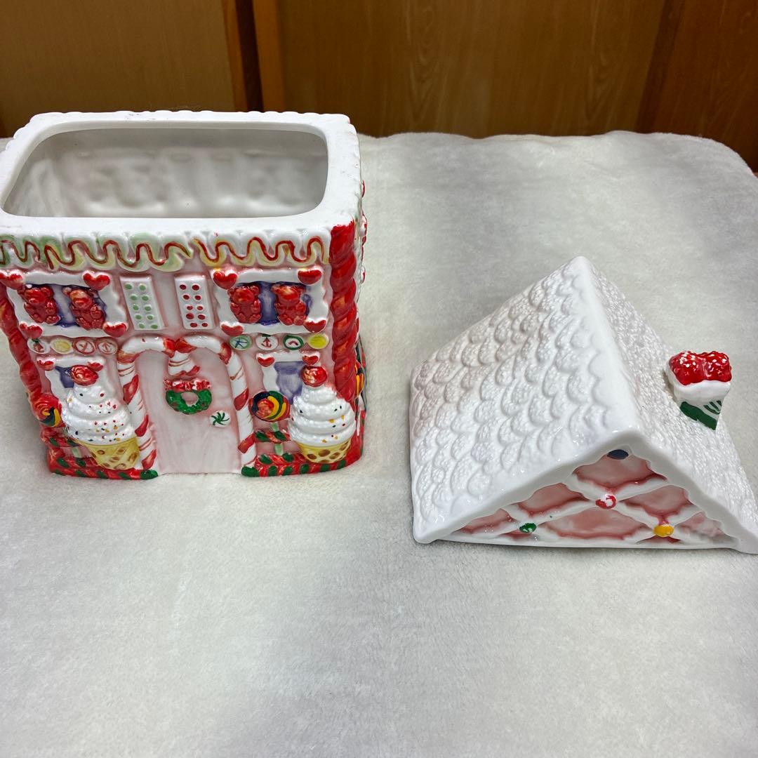 ジンジャーブレッドハウス （お菓子の家）陶器 クッキージャー