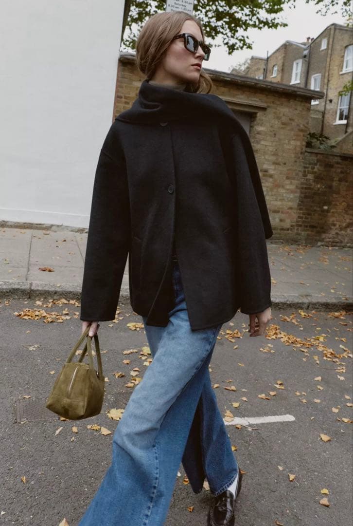 ゆ*う様 ZARA 2025A/W新作 ウールショートスカーフコート 黒 - メルカリ