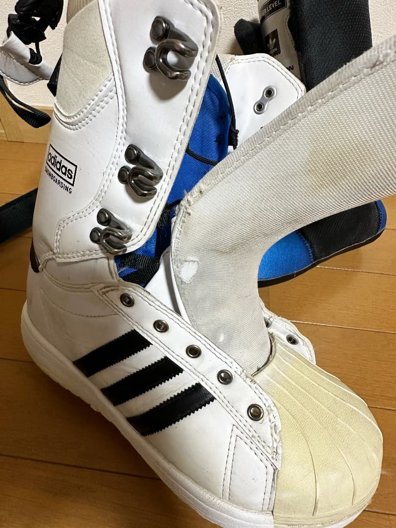 Adidas スノボ ブーツ 26 スーパースター アディダス - メルカリ