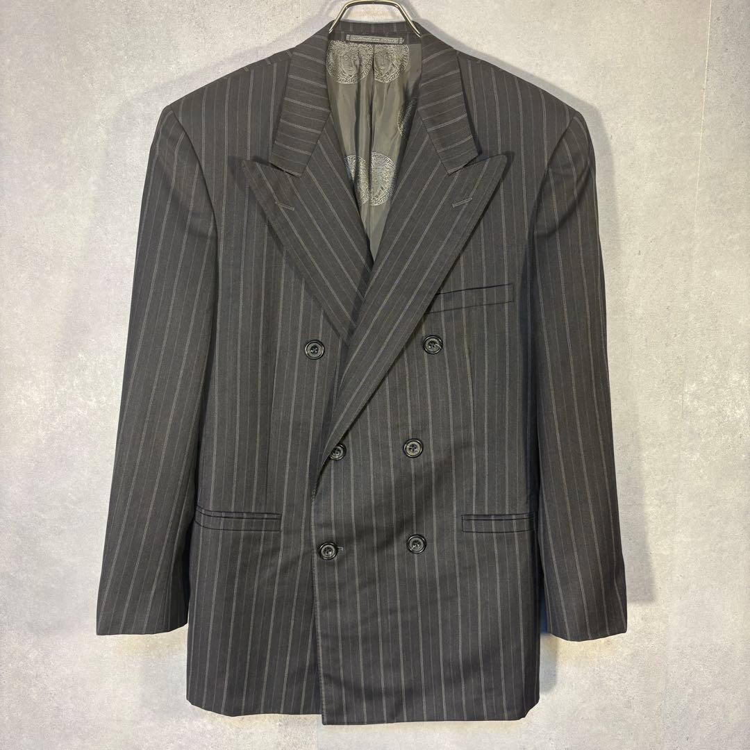 美品】VERSACE セットアップ ダブル メデューサ チャコール - メルカリ