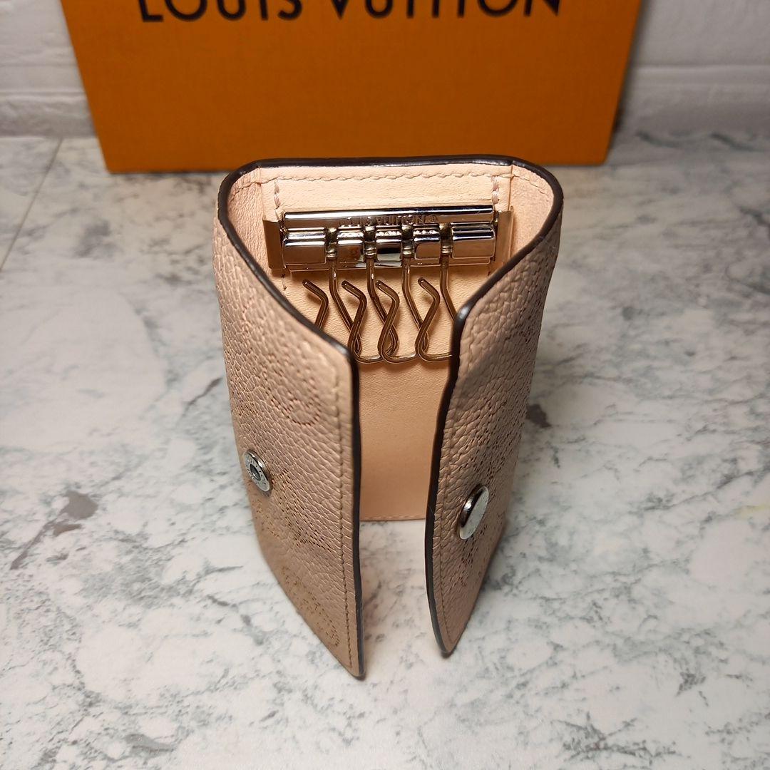 LOUIS VUITTON マヒナ ミュルティクレ4 レザーキーケース ICタグ