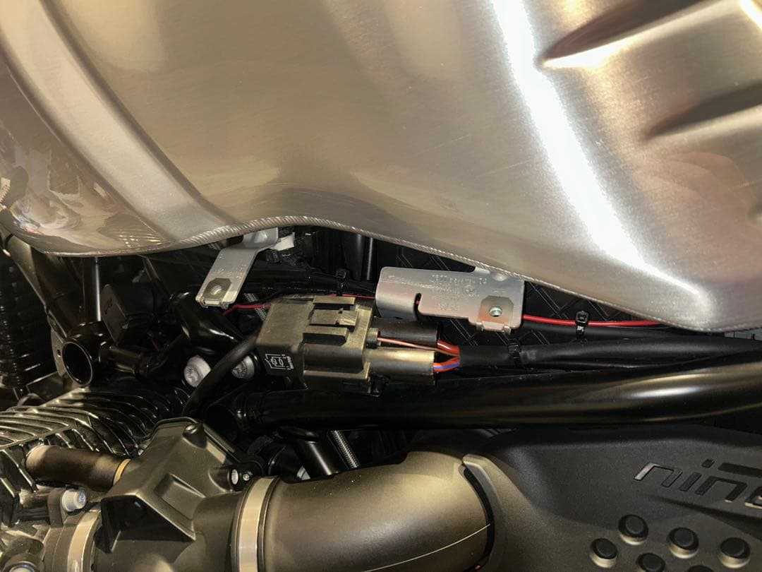 R ninet アルミタンク 溶接ビード rninet BMW R nine T - メルカリ