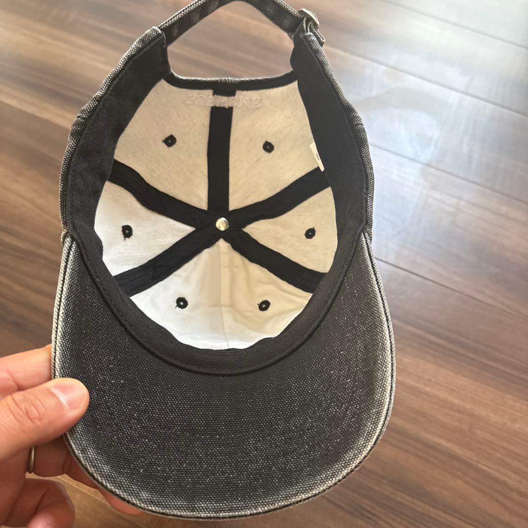 SUPREME グレーキャップ Sロゴ - メルカリ