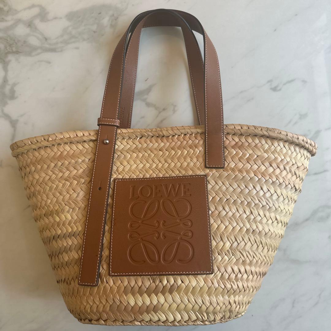 ロエベ　かごバック　ミディアム　美品　定価¥91,300円→¥43900 ロエベ かごバッグ 人気急上昇中！】ロエベ フォント トート