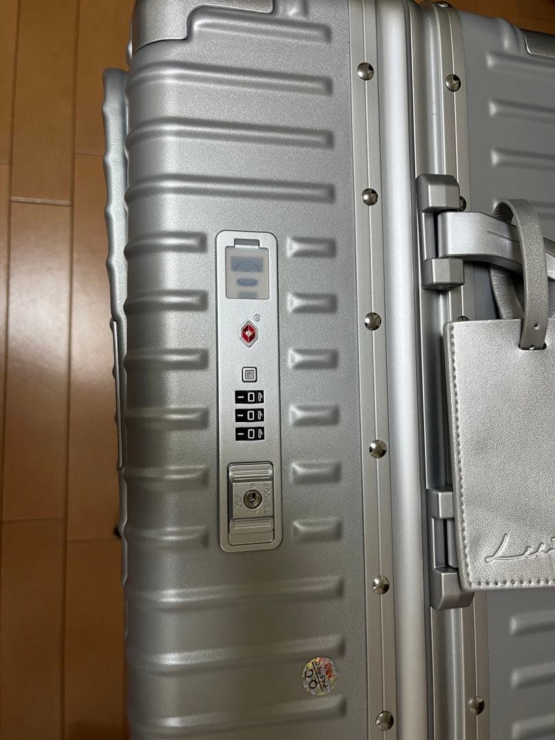 007様専用 新品未使用 リベティ 多機能スーツケース マットシルバー S