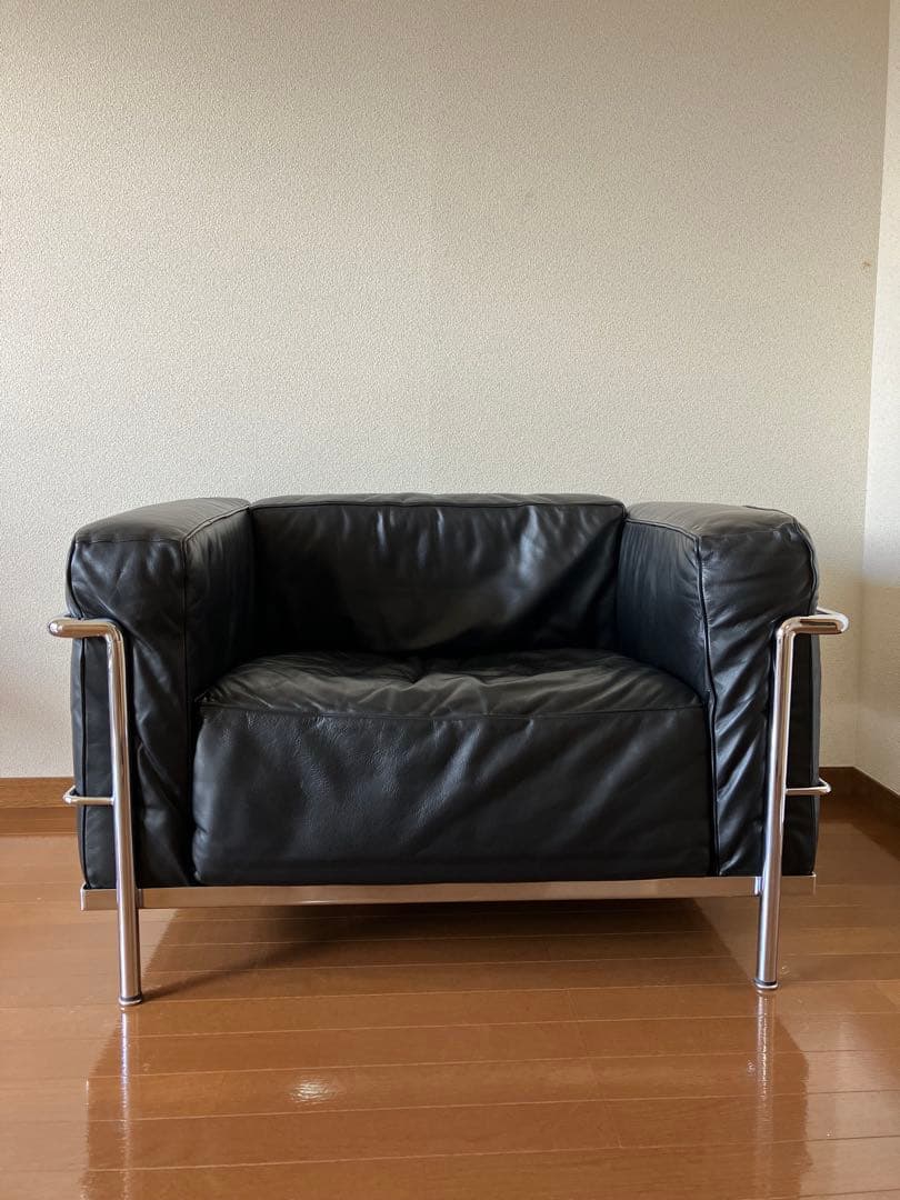 本物正規品　Cassina カッシーナ LC3 コルビジェ　本革　本皮 Cassina】カッシーナ LC3 2人掛けソファ ル・コルビュジエ 黒革 正規品