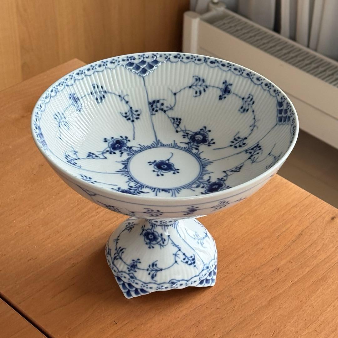 [極希少特A/1月9日〆切]ロイヤルコペンハーゲン フルレース　脚付コンポート ブルーフルーテッド フルレース プレート オープンワーク 25cm