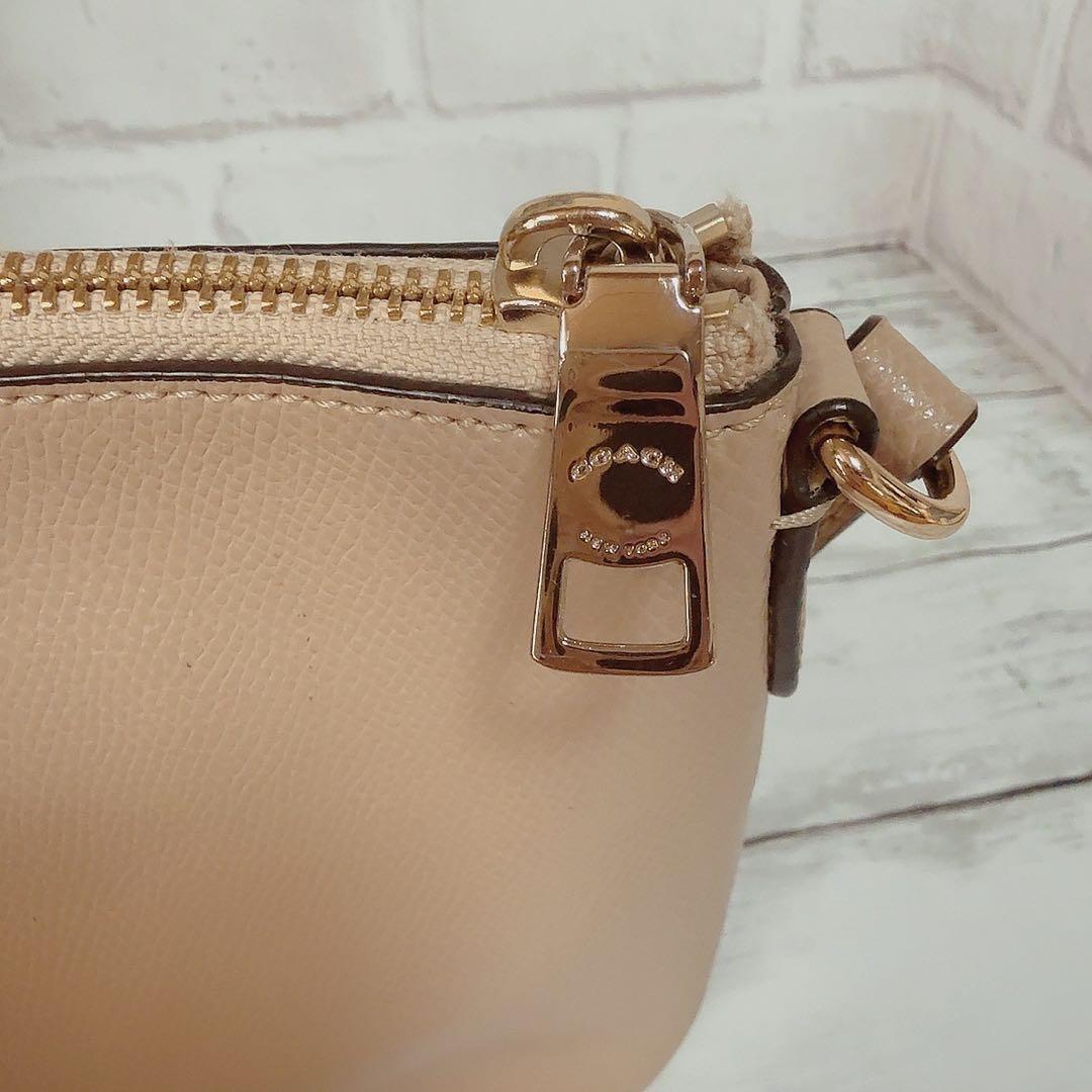 極美品 COACH コーチ ショルダーバッグ レザー クロスボディ 斜め掛け