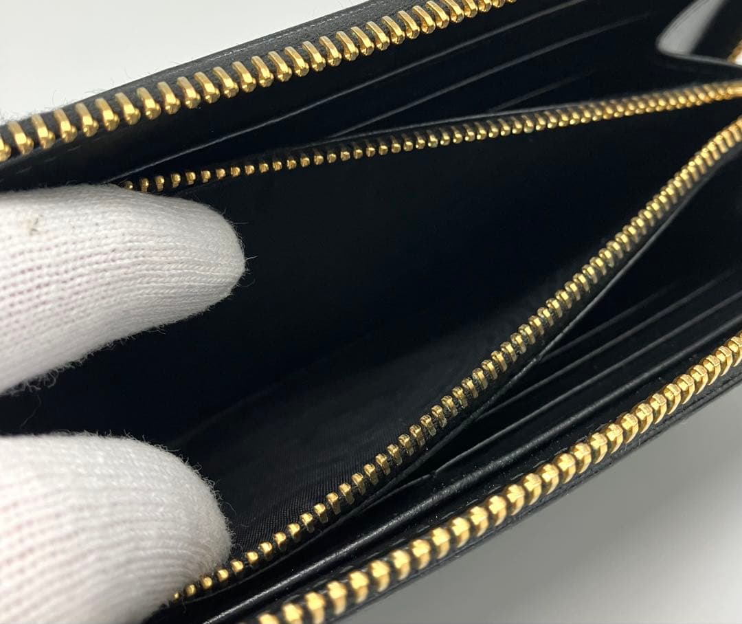 ⭐️ 極美品 プラダ ヴィッテロ ムーブ ラウンド ジップ 長財布