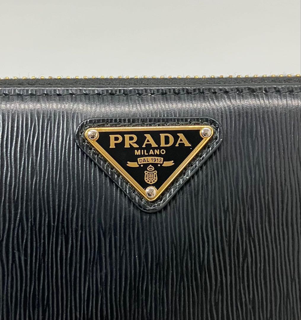 ⭐️ 極美品 プラダ ヴィッテロ ムーブ ラウンド ジップ 長財布
