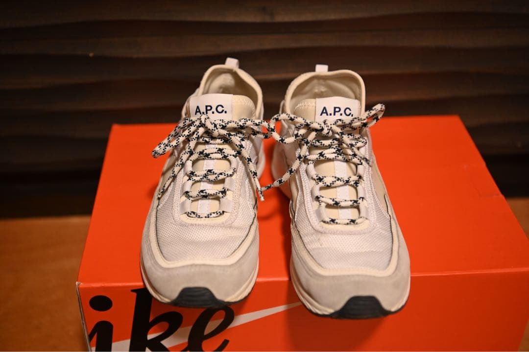 A.P.C. スニーカー ホワイト 23.5cm EU37